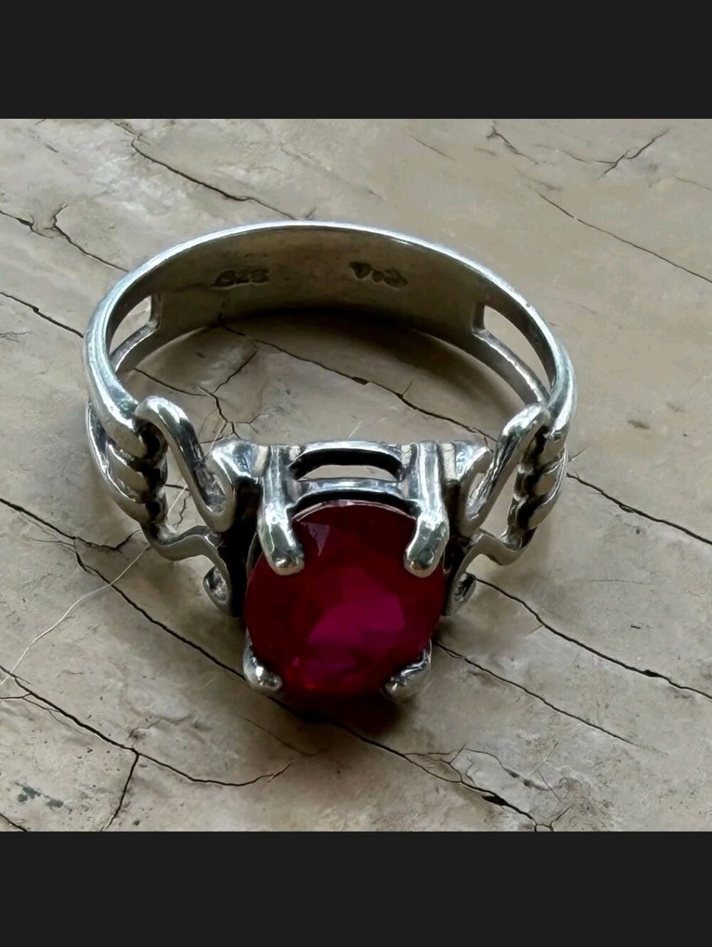 Unique Vintage Sterling Silver Modernist Ring With Ruby Red Faceted Stone